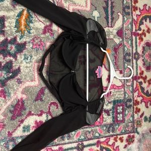 edikted mesh going out top